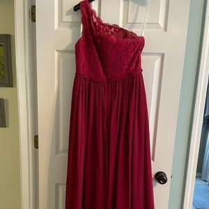 Azazi Demi Dress. Burgundy size A10